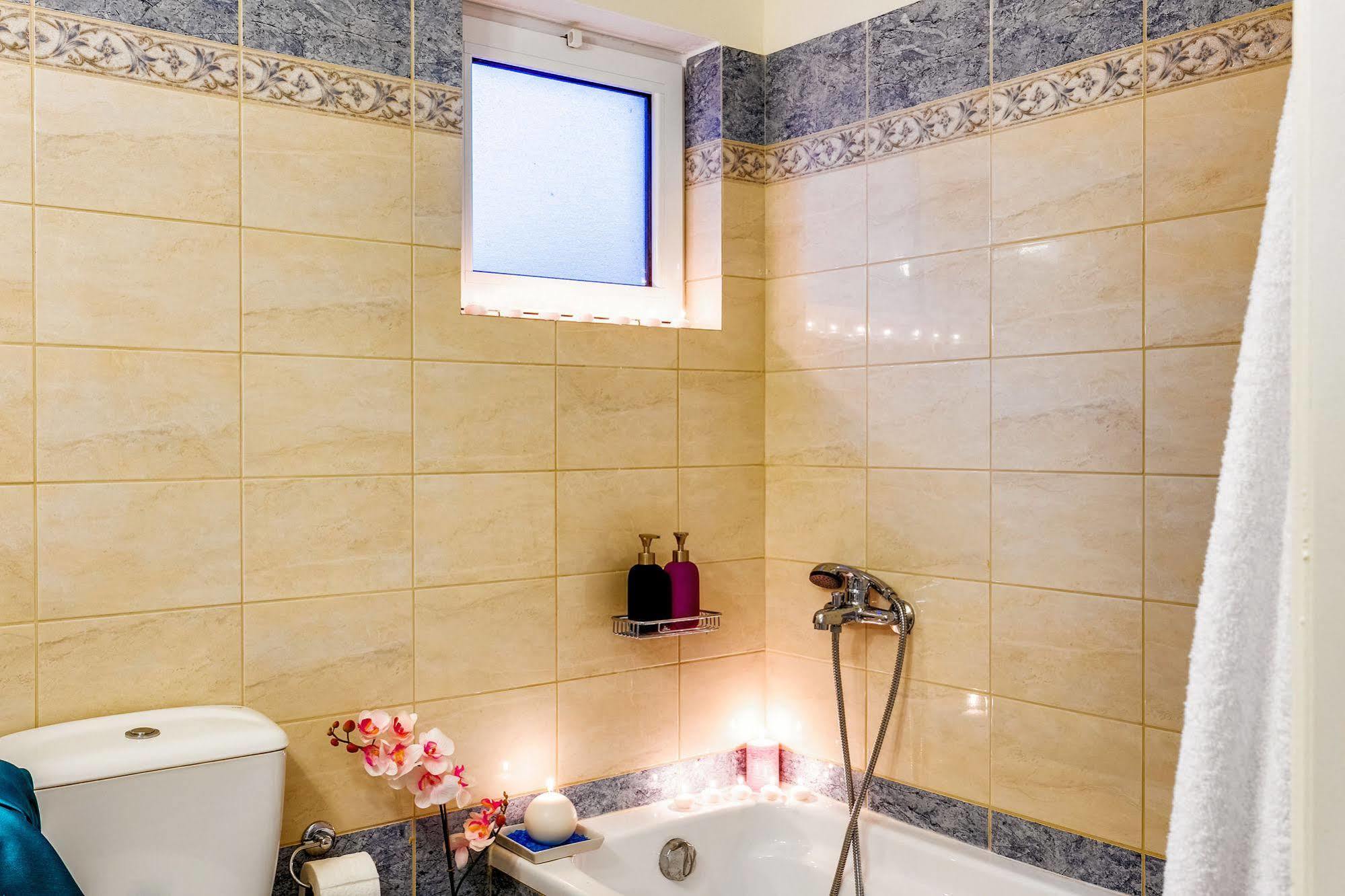 Cyan Icons Villas Tsivarás Extérieur photo